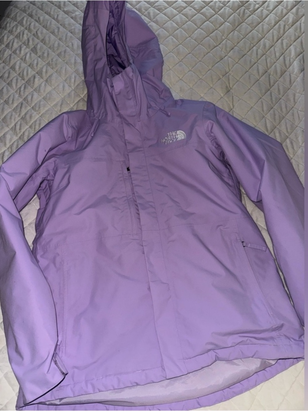 The North Face Women's Light Purple Waterproof Hooded Ski Jacket